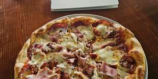 Pizza podľa vlastného výberu v reštaurácii U Doktora