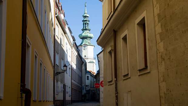 Michalská ulica a brána