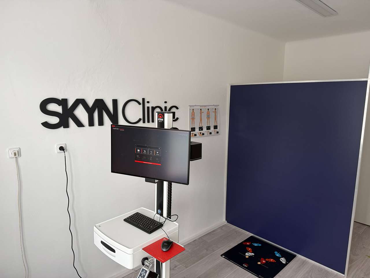 Vyšetrenia znamienok celotelovým skenom pomocou najmodernejšieho prístroja FotoFinder v SKYN Clinic