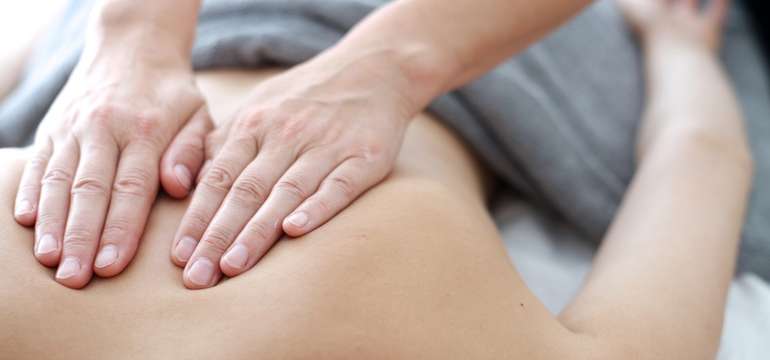 Wellness centrum samozřejmě nabízí i tradiční masáže