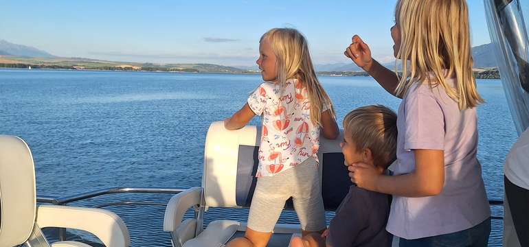 Privátna vyhliadková plavba po Liptovskej Mare