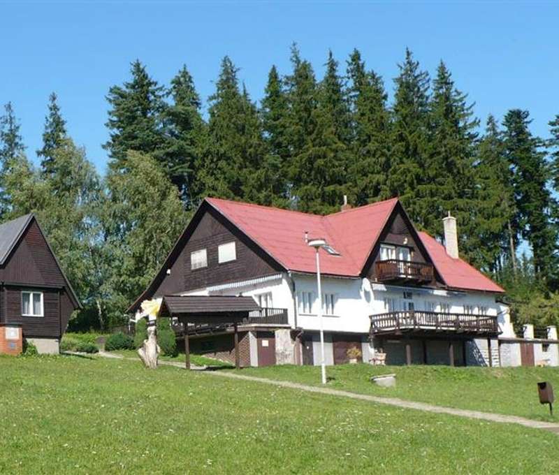 Ubytovaní budete v bungalove s vlastným sociálnym zariadením