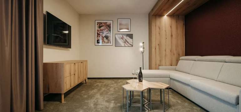 Apartmán DE LUXE s balkónom