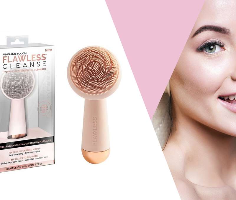Čistiaci a masážny prístroj na tvár Flawless Cleanser