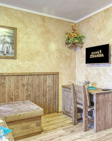 Penzión Ždiaranka, Goral suita so sedením 
