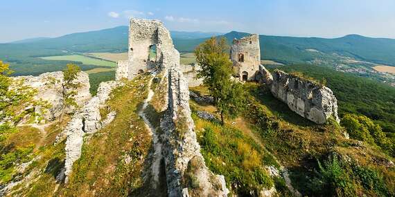 Zážitkový let s možnosťou pilotovania na skúšku/Levice - Letisko Tekovský hrádok