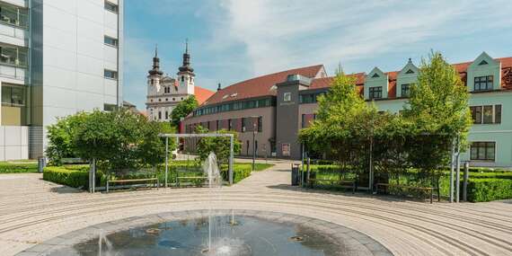 Obľúbený Holiday Inn**** Trnava s wellness a raňajkami + dieťa do 6 rokov zdarma/Trnava