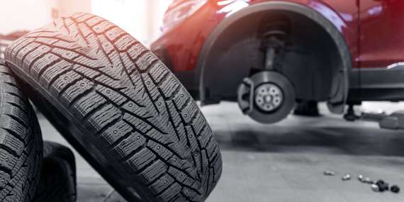 Kompletné prehodenie alebo prezutie pneumatík s vyvážením v autoservise LP Autoservis / Bratislava - Ružinov