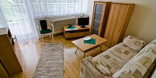 Pre všetkých hostí je k dispozícii parkovanie na stráženom parkovisku v areáli hotela