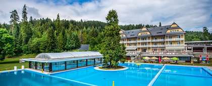 8 + 2 kúpele, ktoré by ste mali rozhodne navštíviť