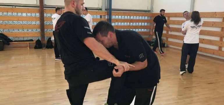 Intenzívny mesačný kurz sebaobrany WTU Wing Tsun
