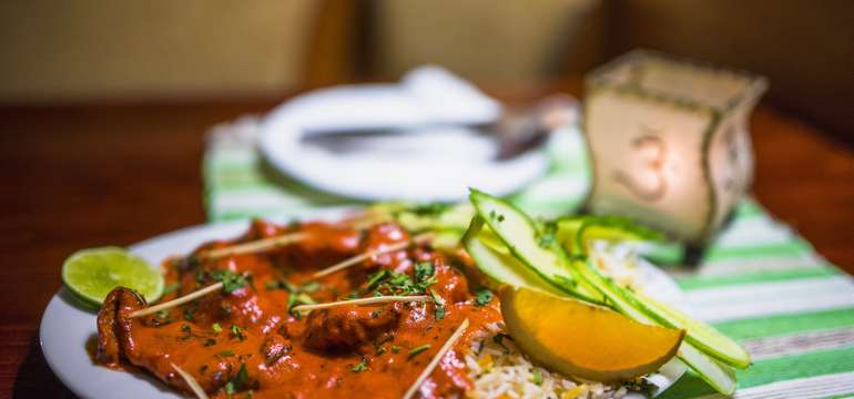 Indická kuracia tikka masala s basmati ryžou alebo butter chicken