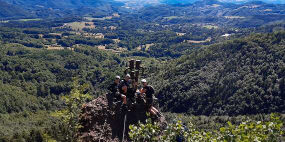 Via ferrata na Skalke v Kremnických vrchoch s najdlhším lanovým mostom/Slovensko