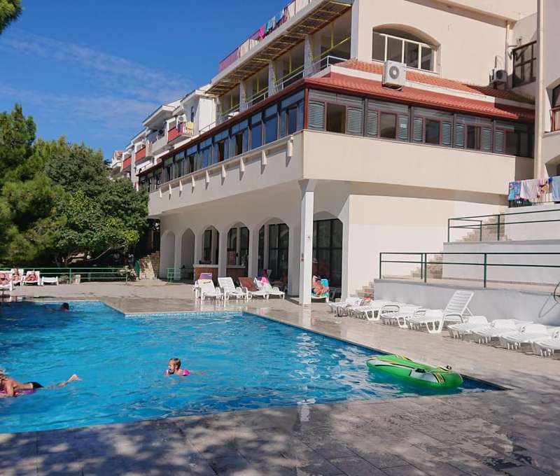 Hotel Zagreb*** v Chorvátsku na pobreží Jadranského mora