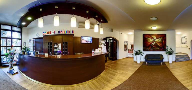 WX HOTEL *** Bratislava - recepcia