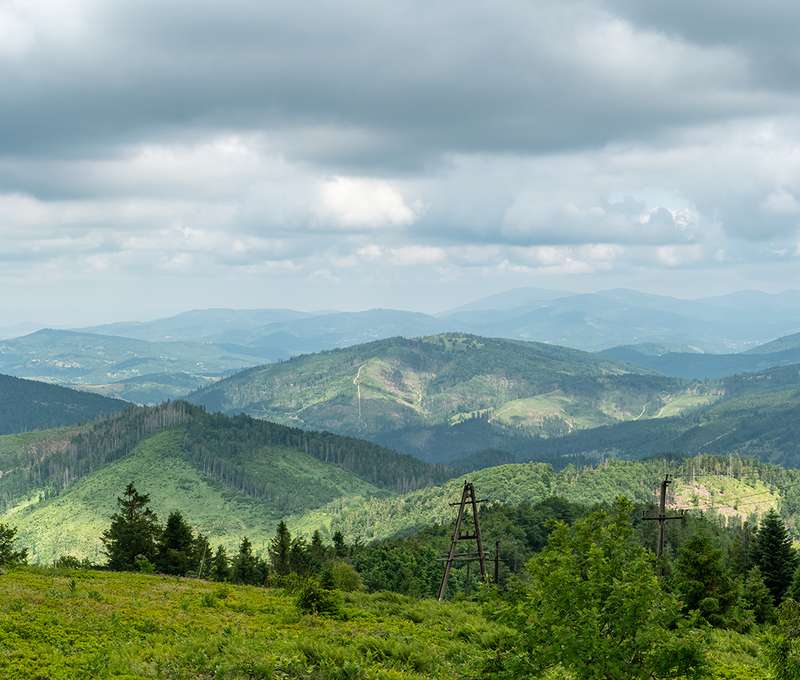 Výhľad z Veľkej Rače na Kysucké Beskydy
