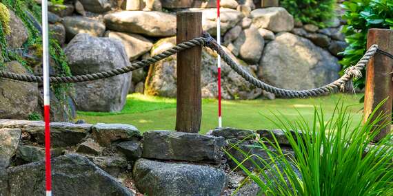 Minigolf na 27-jamkovom golfovom ihrisku Rezortu Villa 27 plnom zábavných atrakcií aj možností na oddych/Banská Bystrica - Tajov