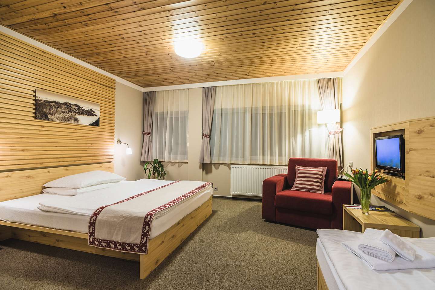 Horský hotel Sliezsky dom**** so vstupom do wellness a polpenziou - najvyššie položený hotel na Slovensku