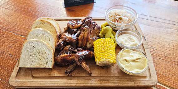 Mäsové špeciality - od krídelok až po celé prasiatko v reštaurácii u Doktora/Bratislava - Ružinov