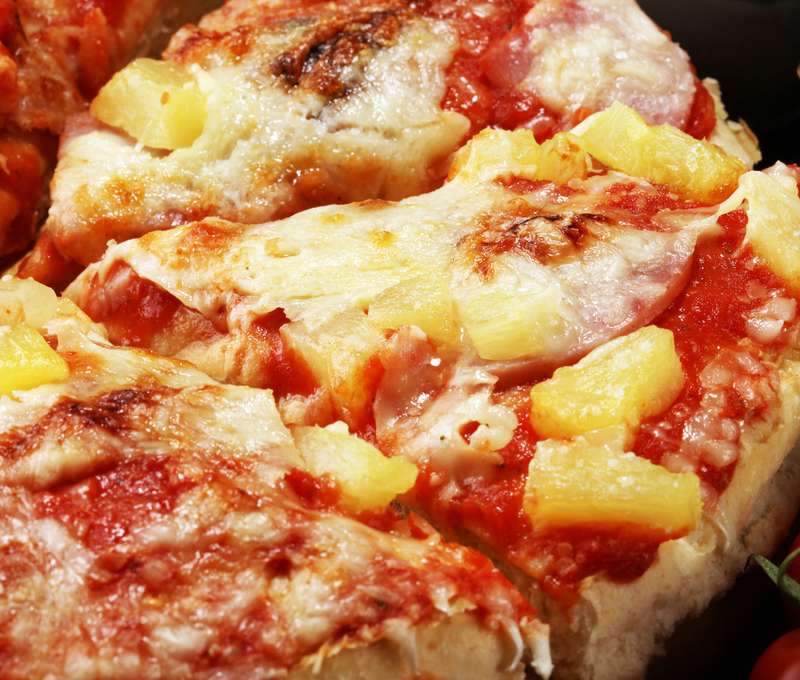 Dochrumkava upečená pizza podľa vlastného výberu