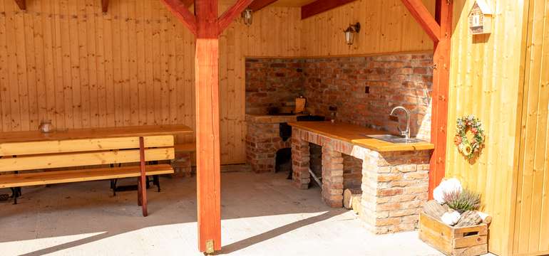 Počas teplejších dní môžete relaxovať na terase Horského domu, ktorá patrí k apartmánom