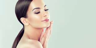 Hĺbkové čistenie a regenerácia pleti, vďaka ktorej zažiarite v Beauty Esthetic Centrum