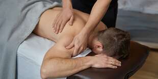 Rôzne druhy masáží v salóne Feri