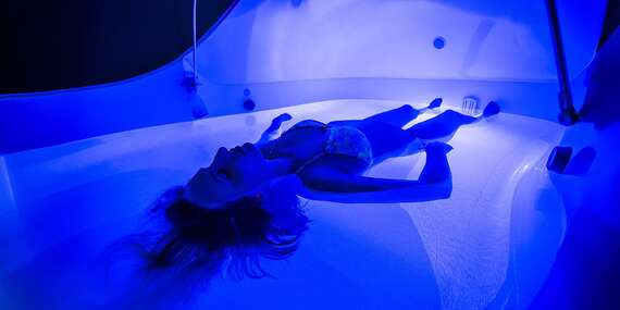 Float terapia s masážou v ZEN SPA - stav beztiaže, harmonizácia a relax v príjemnom prostredí/Bratislava - Staré Mesto