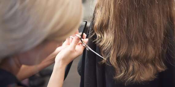 Strih a farbenie so značkou TMT MILANO s prírodnými zložkami v salóne L´INSTITUT / Bratislava - Ružinov