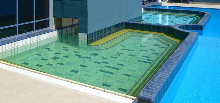  V bazénoch vás čaká voda s príjemnou teplotou od 26 do 38°C