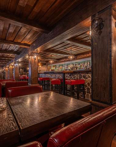 Lobby bar