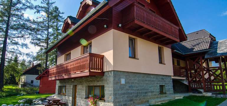 Dovolená pouhých 50 m od Studeného potoka se snídaní ve Villa Domino