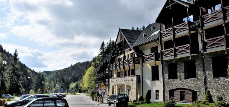 Pobyty si môžete vyberať na jar alebo jeseň, keď okolie praje turistike