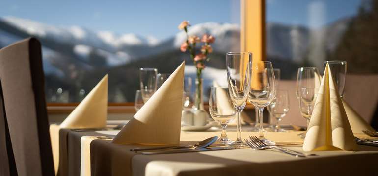 V menu nájdete špeciality terchovskej kuchyne a lahôdky z diviny