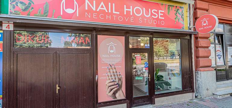 Salón Nail House nájdete na Štúrovej 4, Košice