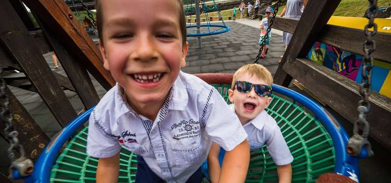 Zábavný park Ogrodzieniec v Poľsku