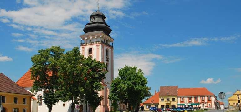 Centrum lázní Bechyně je pouhých 10 minut chůze od hotelu