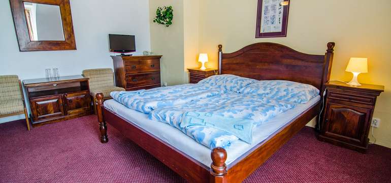 Zámocký Hotel Hubertus***