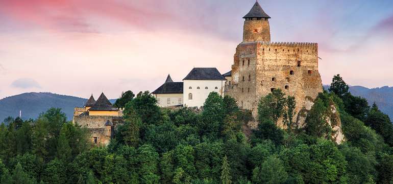 Vstupné na Ľubovniansky hrad a do skanzenu pre deti a dospelých