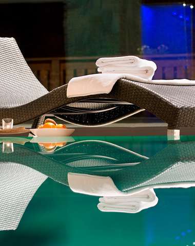 Ve wellness najdete relaxační bazén, několik druhů saun, vířivku i Kneippovu koupel.