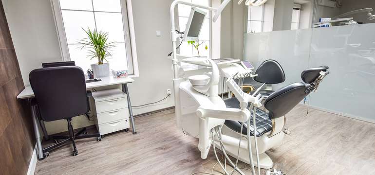 Profesionálna dentálna hygiena vo White Smile v Starom Meste