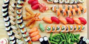 Party sushi set box (113 ks)