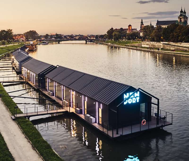 Moderný New Port Hotel Kraków priamo na rieke Visla