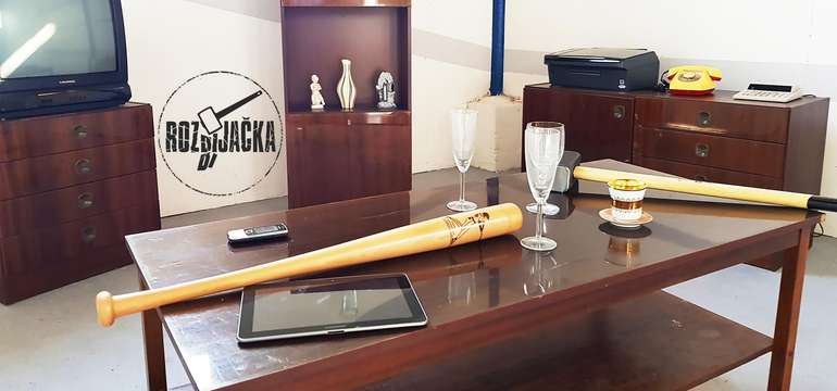 Antistresová hra - Rozbíjačka