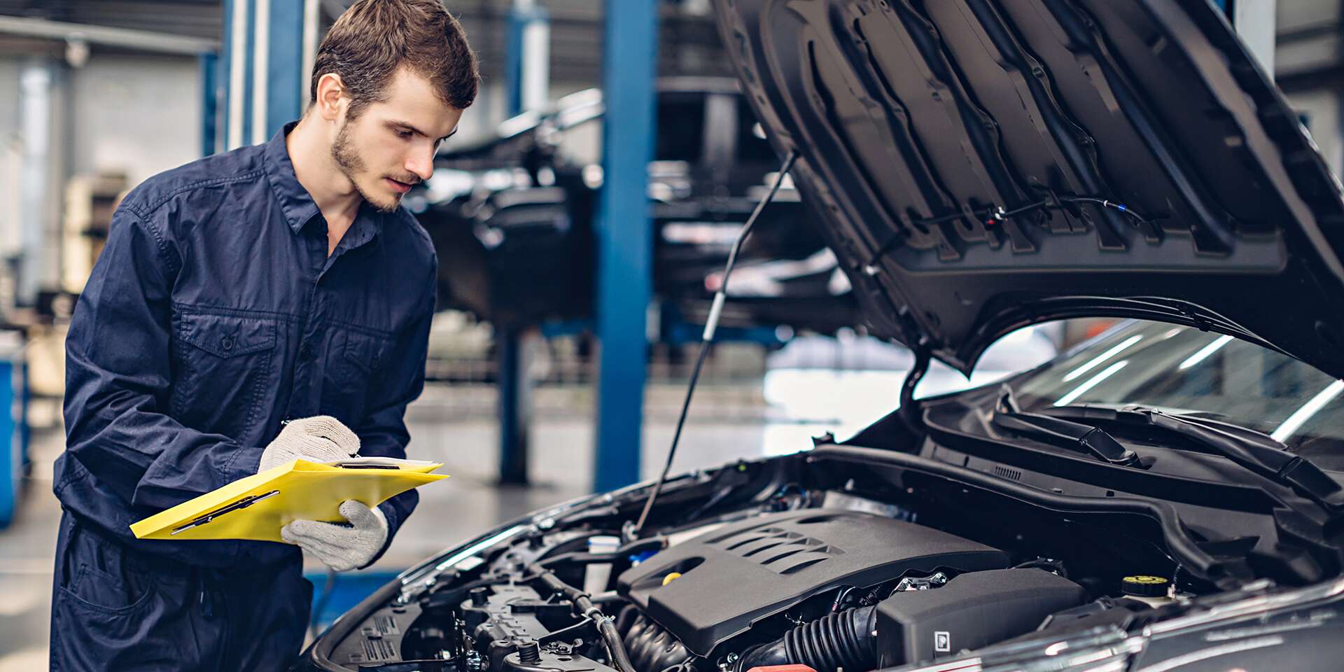 S механика. Автомобиль в разборе. Авторемонтник. Автопро сервис. Technical Inspection.