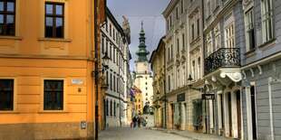 Zábavné outdoorové hry v uliciach Bratislavy