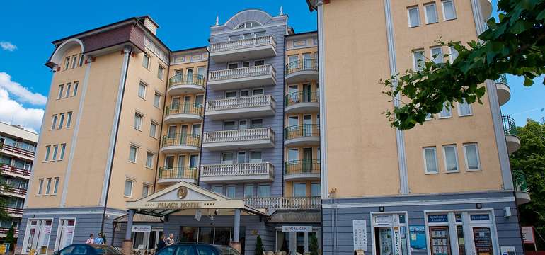 Štvorhviezdičkový family friendly hotel Palace**** na pešej zóne Hévízu