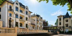 Hotel MOST SLÁVY*** s polpenziou, masážou a procedúrami