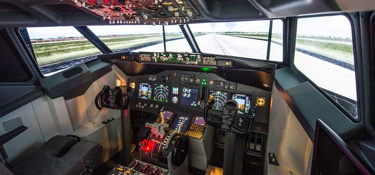 Let na simulátore Boeingu 737