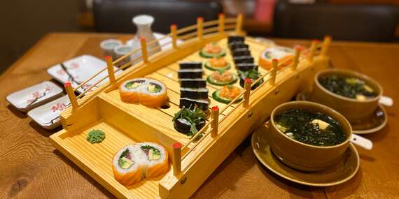 Poké bowl set alebo Sushi set pre 2 osoby v pravej vietnamskej reštaurácii Gao Restaurant/Bratislava